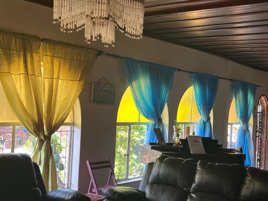 5 Bedroom Property for Sale in Elandsrand North West